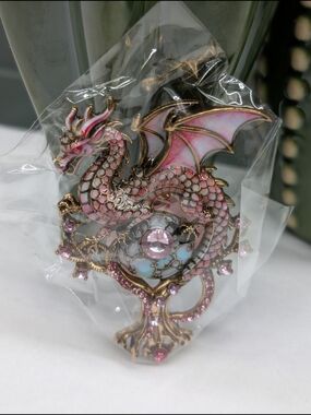 Blingy Pink Dragon Pen Topper